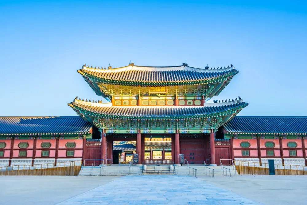 ย้อนอดีตไปที่เที่ยวเกาหลีใต้ ด้วยพระราชวังเกาหลีเก่าแก่และชุดฮันบกสวยๆ