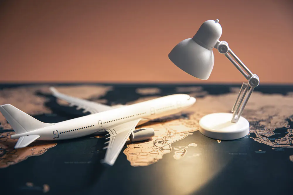 small-table-lamp-plane-world-map