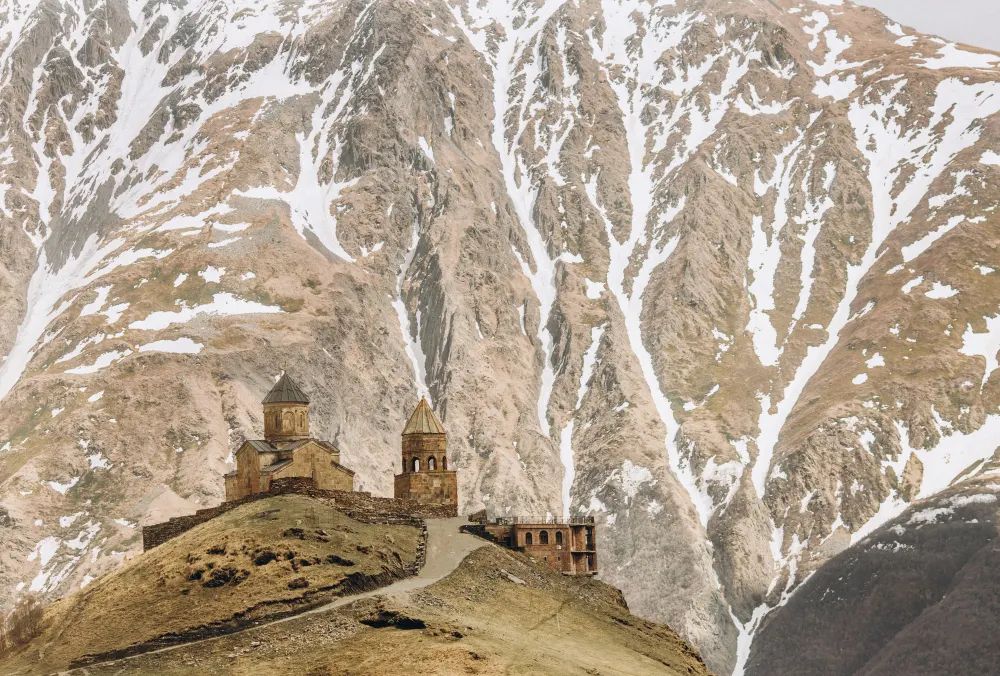 gergeti-temple-on-top-at-the-footof-the-kazbek-mountain