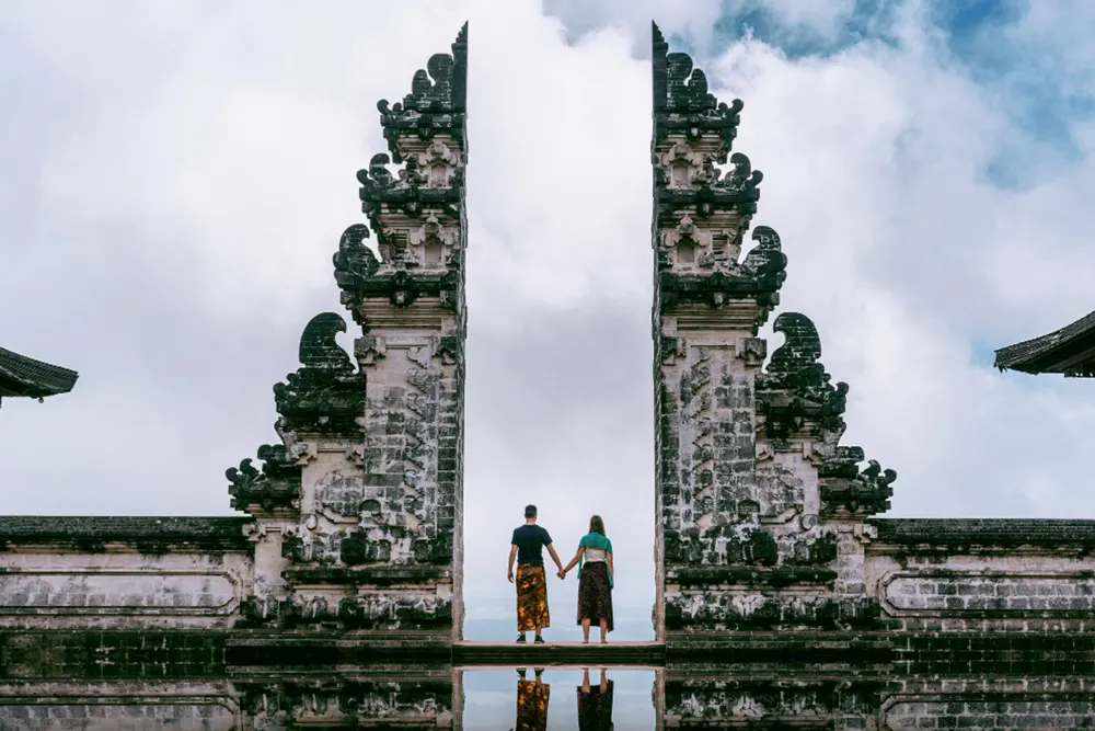temple-bali-indonesia-vintage