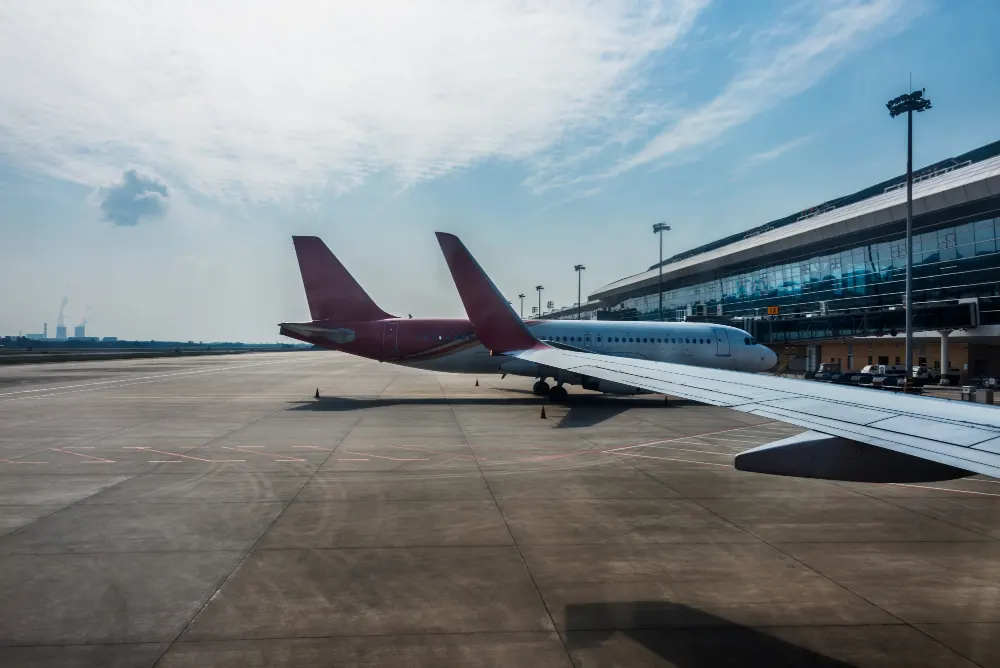 airport-terminal