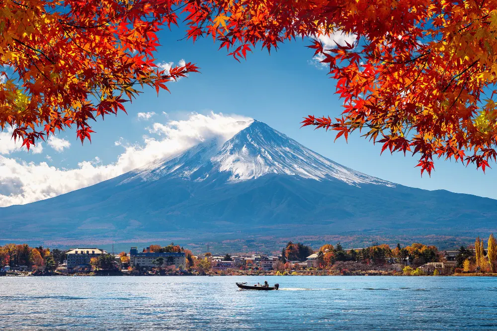 beautiful-landscape-of-mountain-fuji