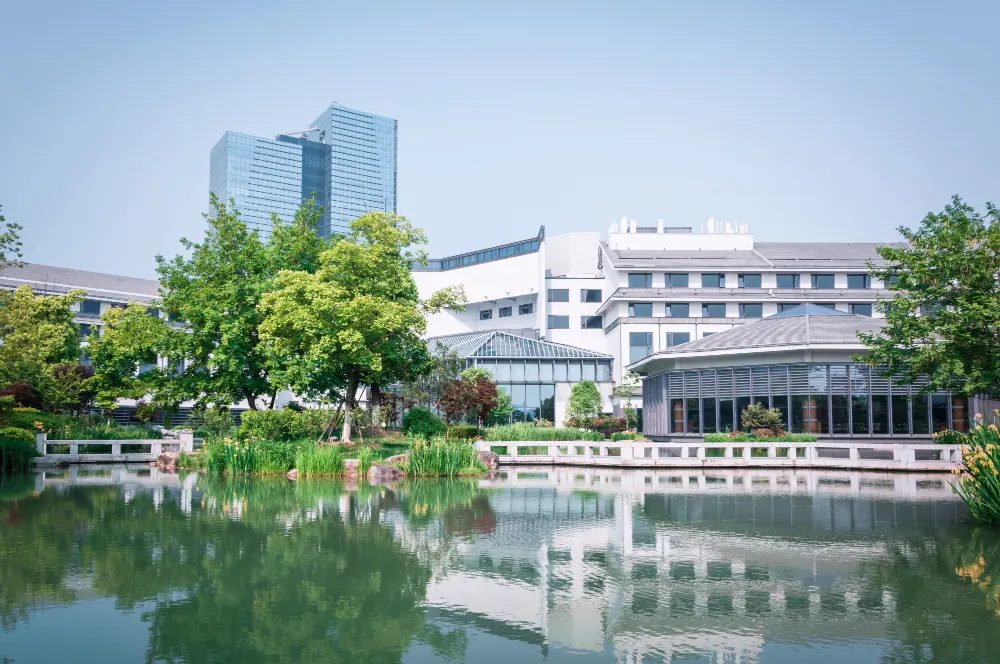 glass-buildings-seen-from-a-lake