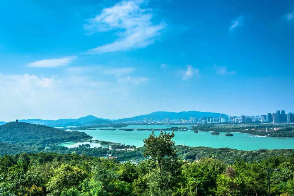 hongkong-landscape-with-nature-and-blue-sky