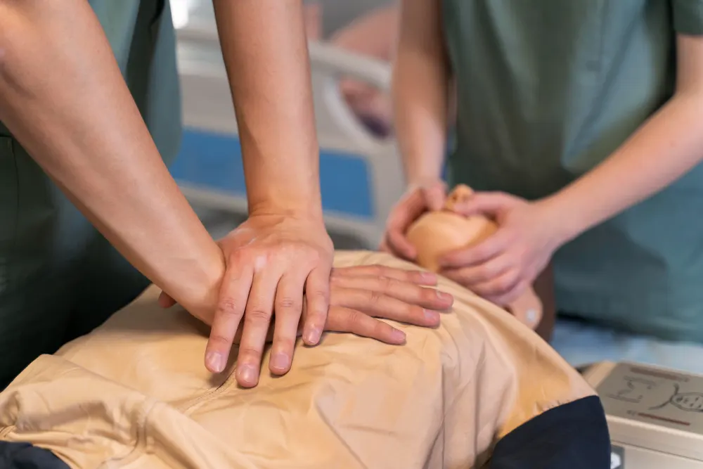 medicine-student-doing-their-practice-in-a-hospital