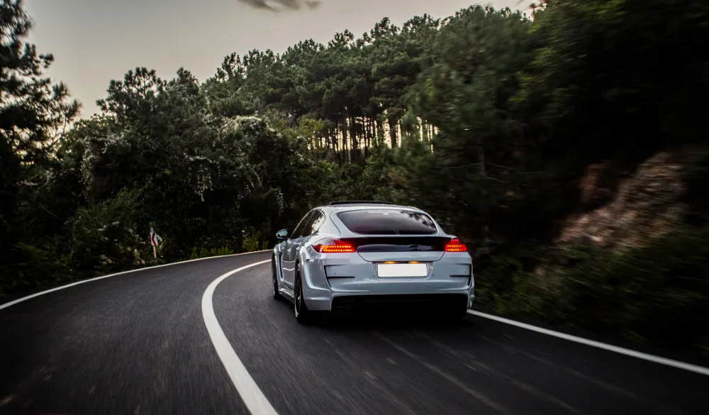 sport-car-driving-on-the-highway