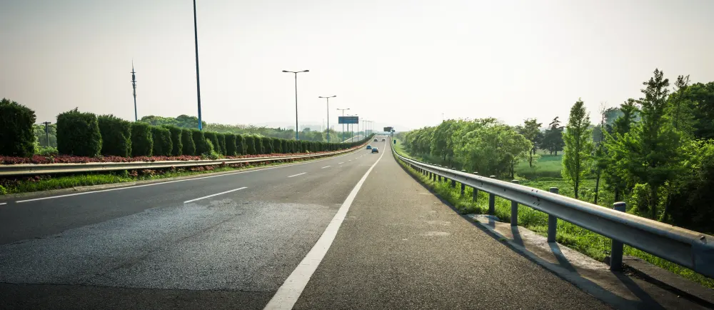 summer-country-road