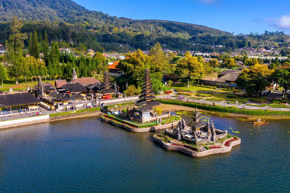 temple-in-bali-indonesia