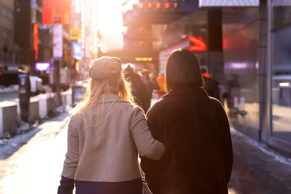 young-women-in-new-york-city-during-daytime