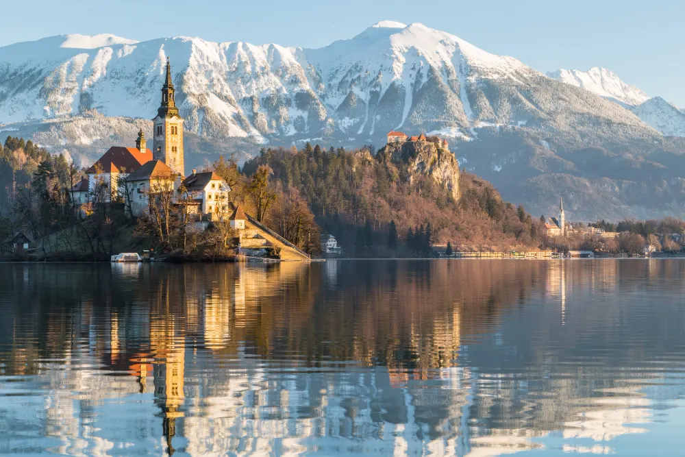 beautiful-shot-of-a-house-near-the-lake