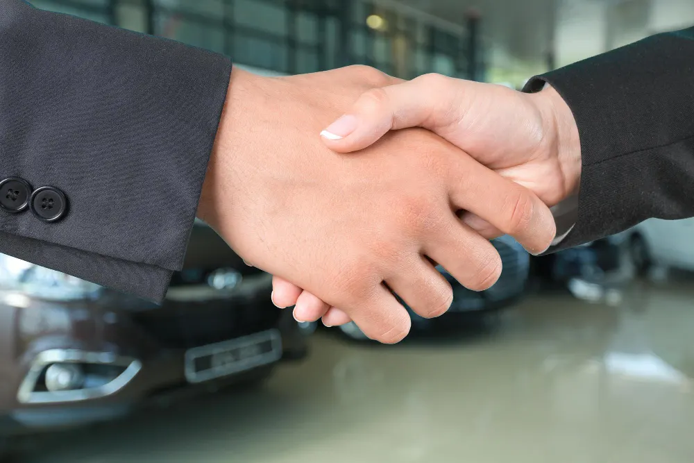 business-people-handshake