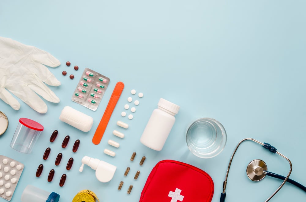 Flat-lay-arrangement-with-medication