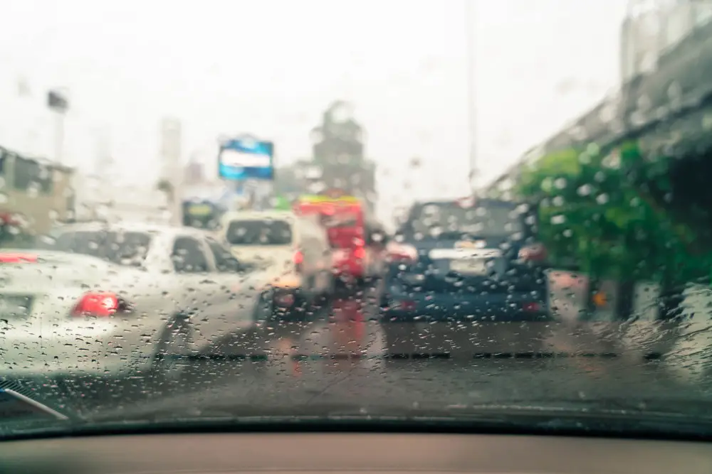 rain-drop-on-car-glass