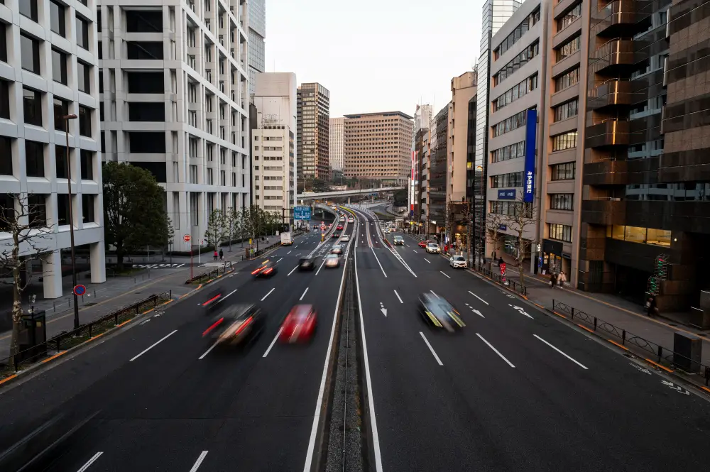 Urban-landscape-japan-cars