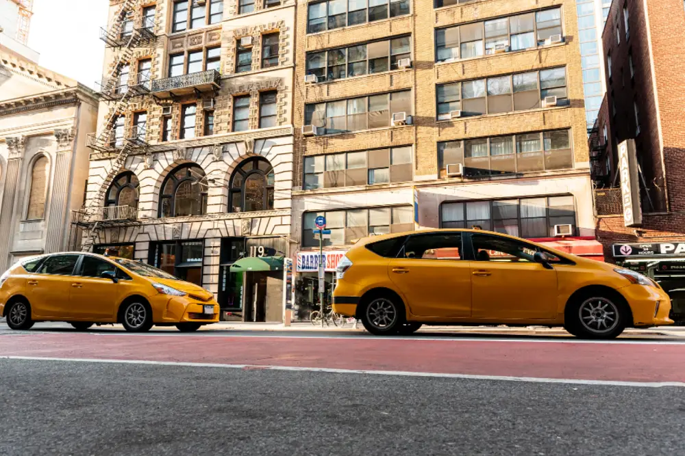 cars-near-city-buildings