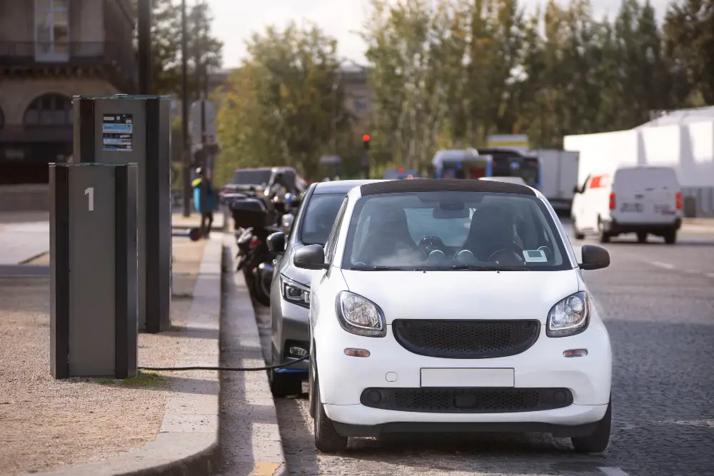 electric-car-in-france